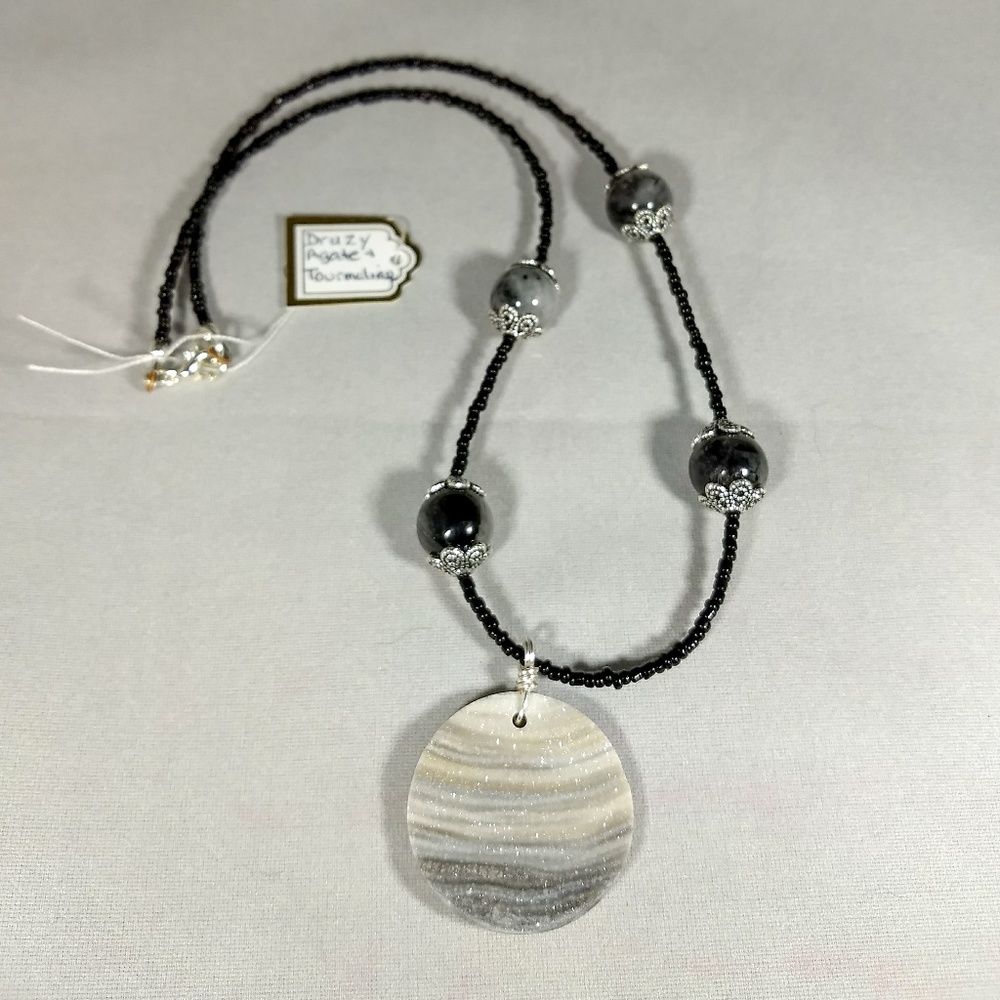 Druzy agate and Tourmaline necklace